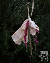 Load image into Gallery viewer, Mari Lwyd Ornament - Classic Yule 2
