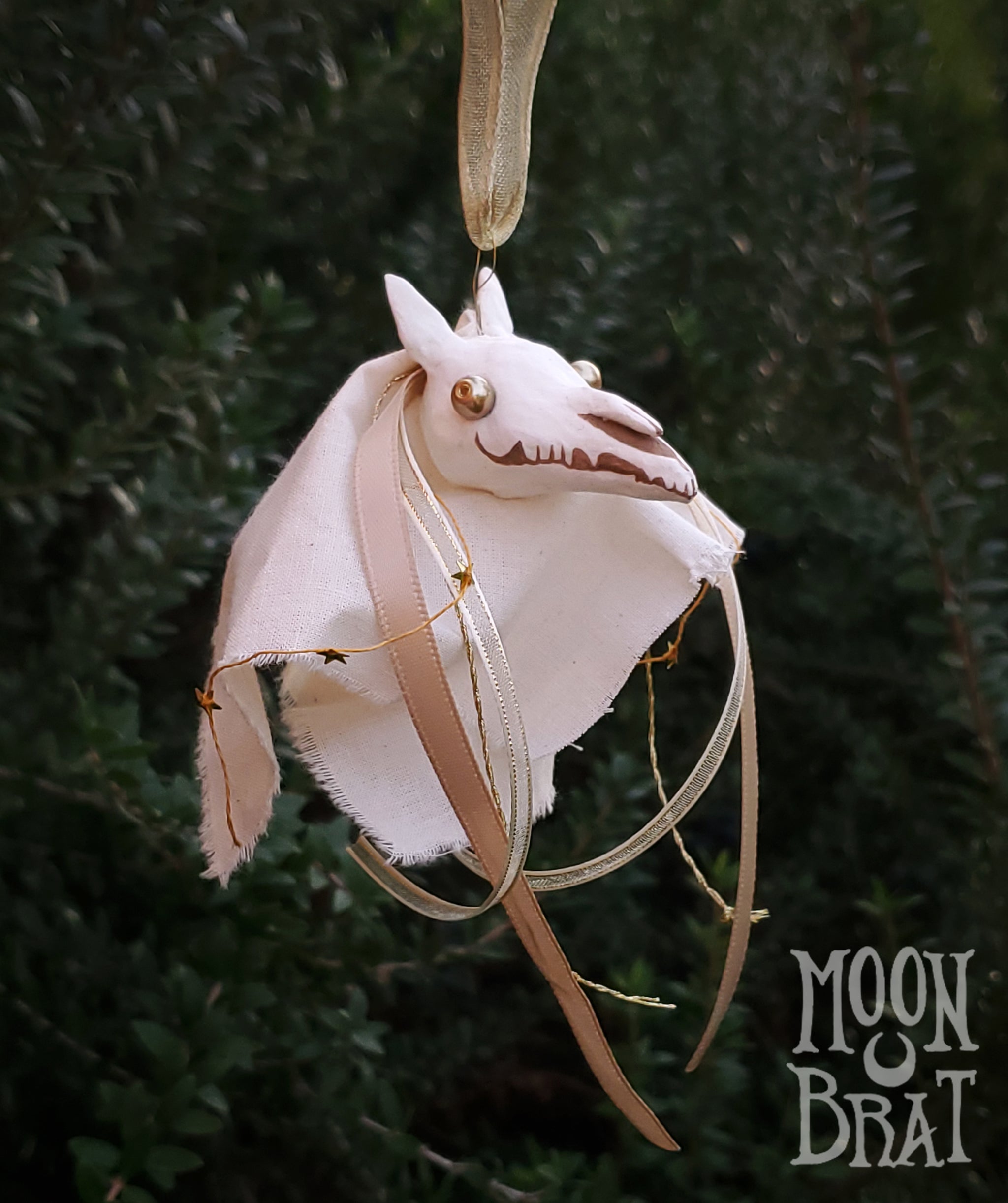 Mari Lwyd Ornament - Sugar Cookie Ivory – Moon Brat